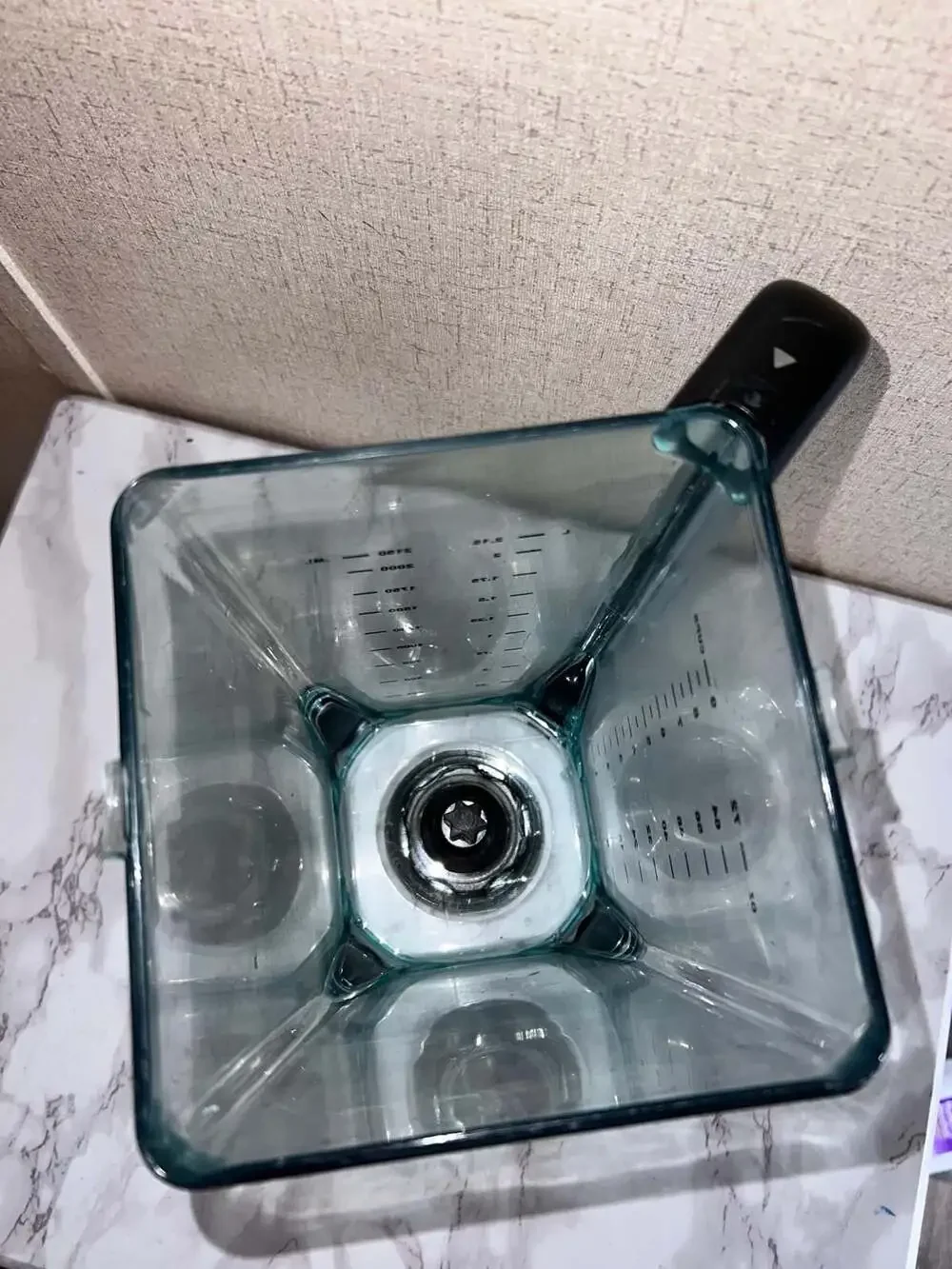 Ninja 72 oz. Professional Blender Replacement Pitcher